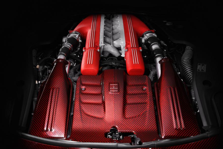 Моторный отсек Ferrari F12berlinetta La Revoluzione by Mansory 2013 года  (фото 4 из 9)